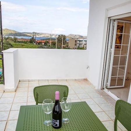 Seafront Central Apt In Lavrio Apartman Kültér fotó