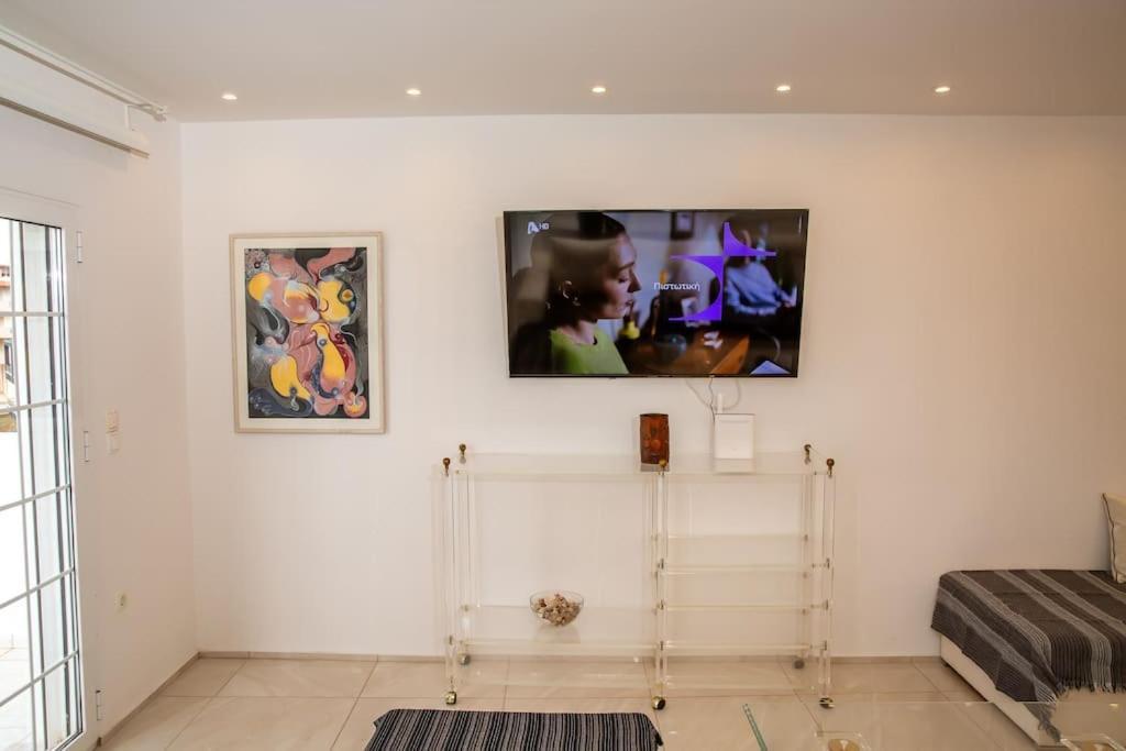 Seafront Central Apt In Lavrio Apartman Kültér fotó