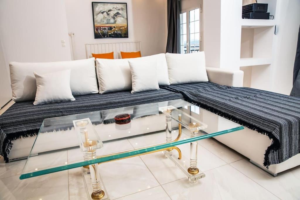 Seafront Central Apt In Lavrio Apartman Kültér fotó