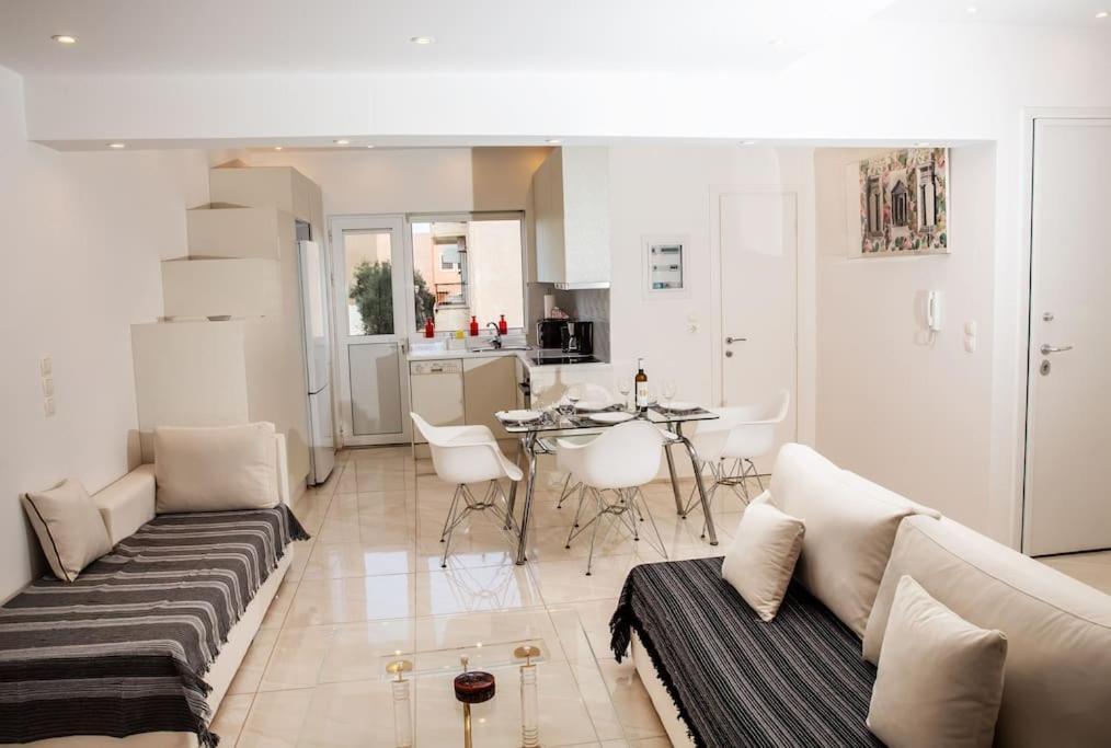 Seafront Central Apt In Lavrio Apartman Kültér fotó