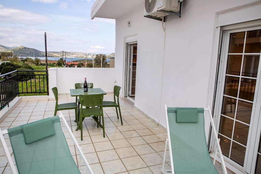 Seafront Central Apt In Lavrio Apartman Kültér fotó