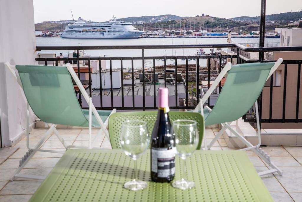 Seafront Central Apt In Lavrio Apartman Kültér fotó