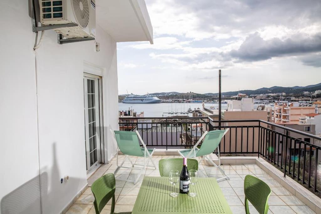 Seafront Central Apt In Lavrio Apartman Kültér fotó