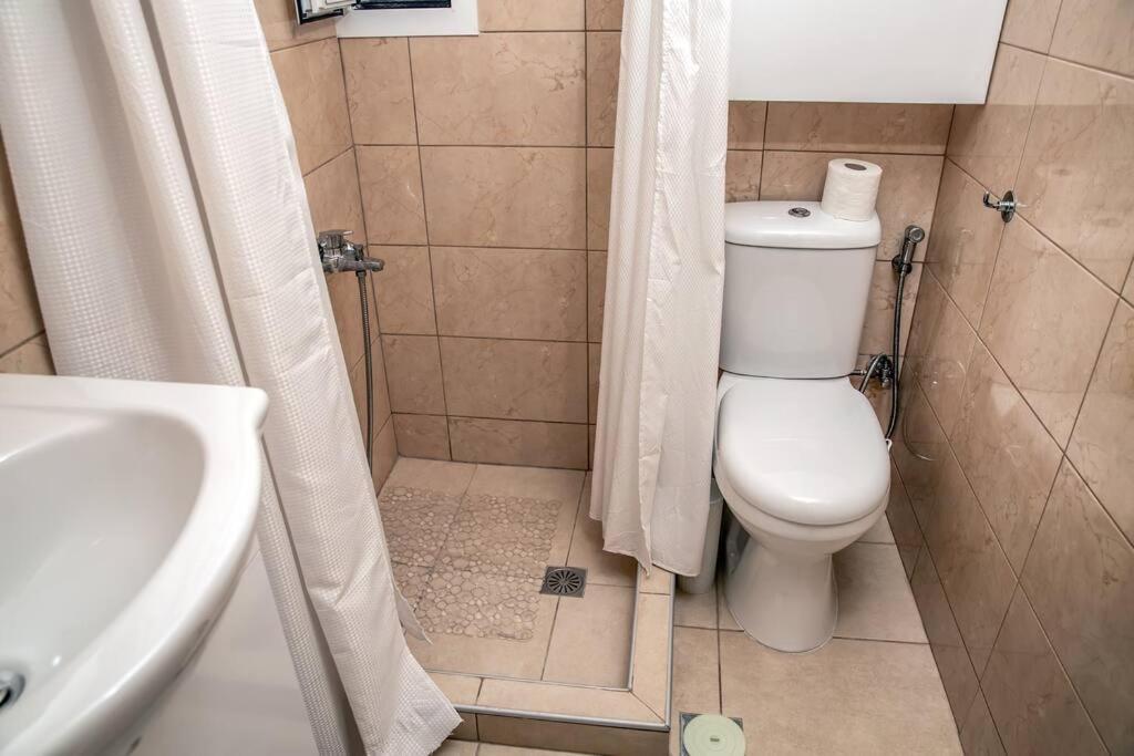 Seafront Central Apt In Lavrio Apartman Kültér fotó