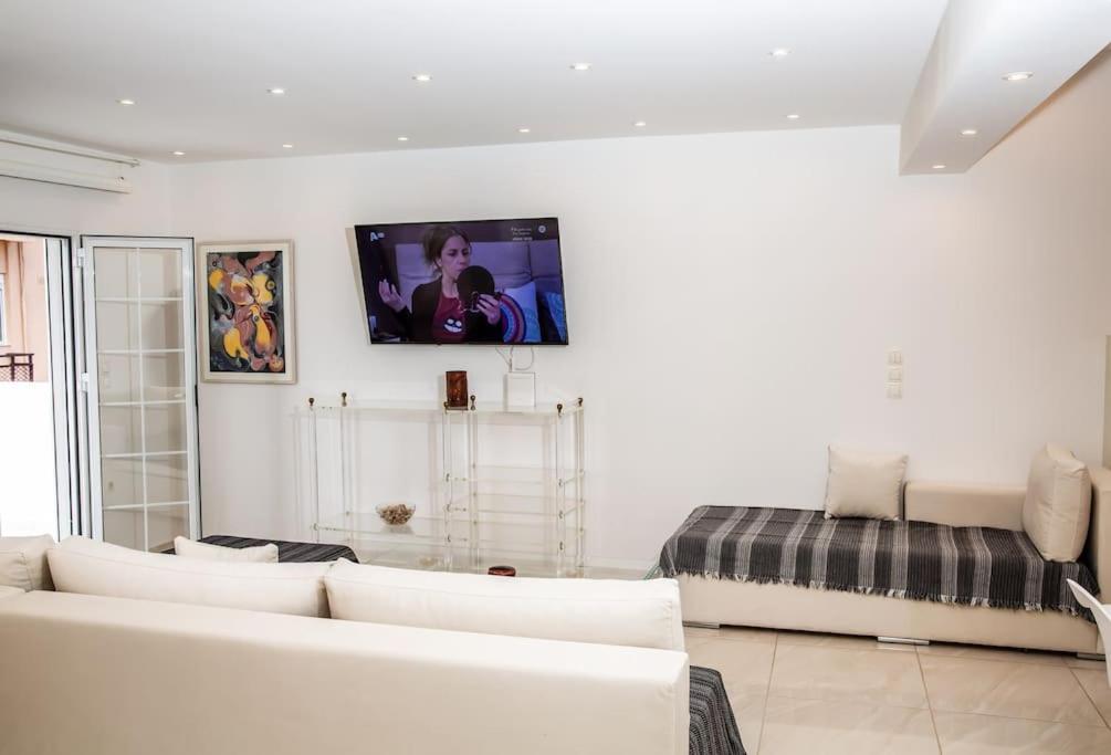 Seafront Central Apt In Lavrio Apartman Kültér fotó