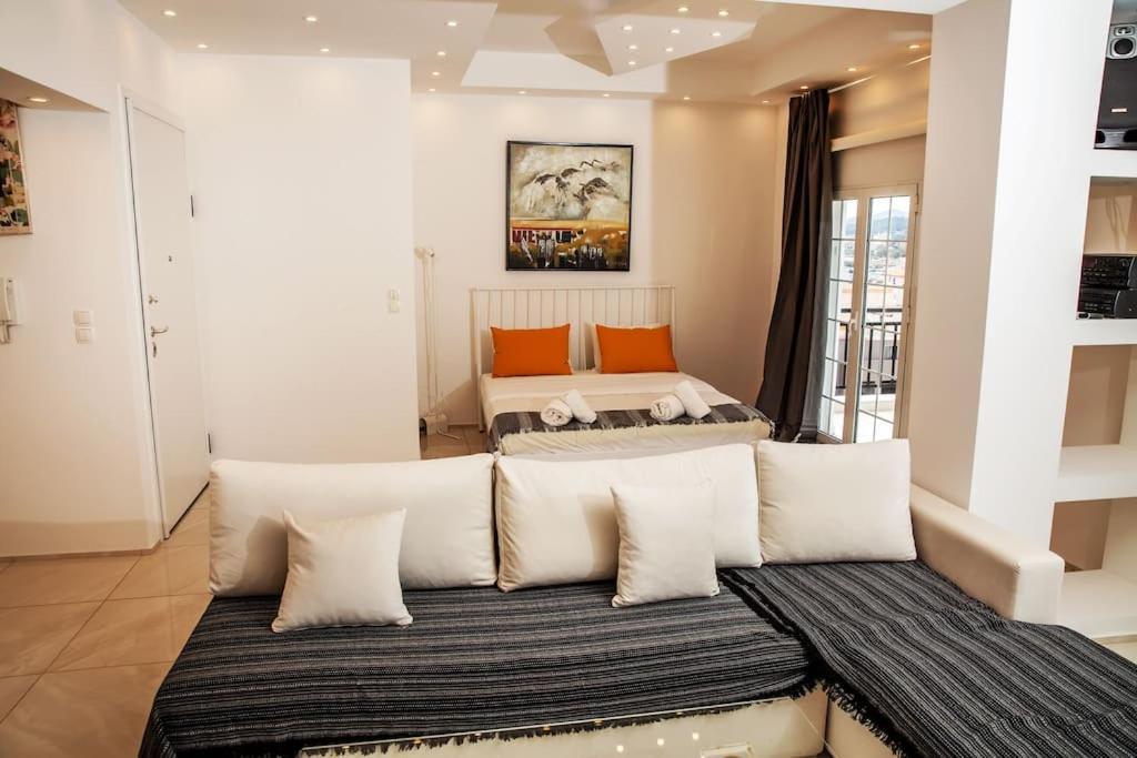 Seafront Central Apt In Lavrio Apartman Kültér fotó