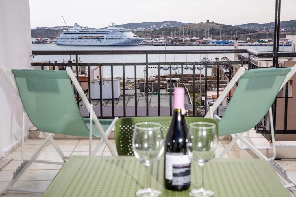 Seafront Central Apt In Lavrio Apartman Kültér fotó