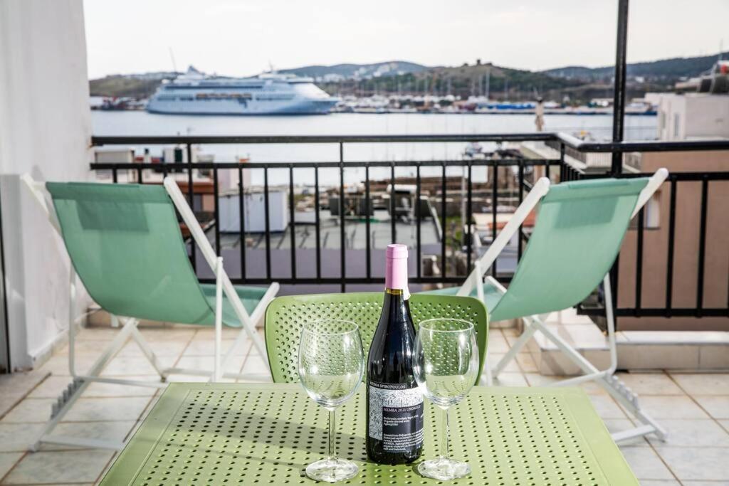 Seafront Central Apt In Lavrio Apartman Kültér fotó